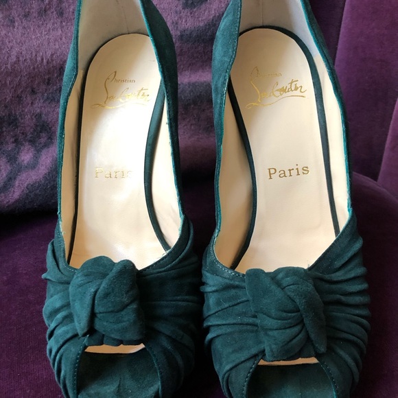 Christian Louboutin Forest Green suede pumps 37.5 - Picture 4 of 8
